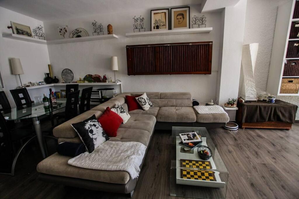 Spacious 2 Bedroom W/ Own Pool 5 Minutes Walk To Beach Кампоамор Екстериор снимка